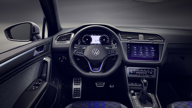 2021 Volkswagen Tiguan cabin