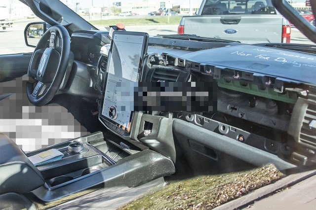 2023 Ford Expedition interior