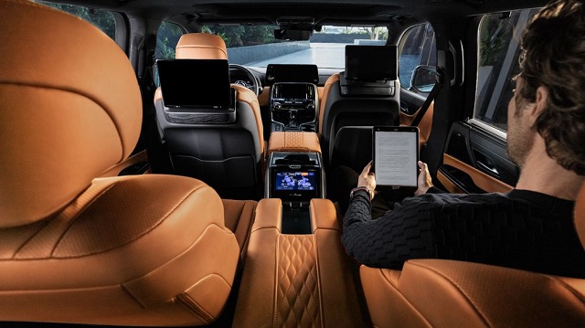 2023 Lexus LX600 interior