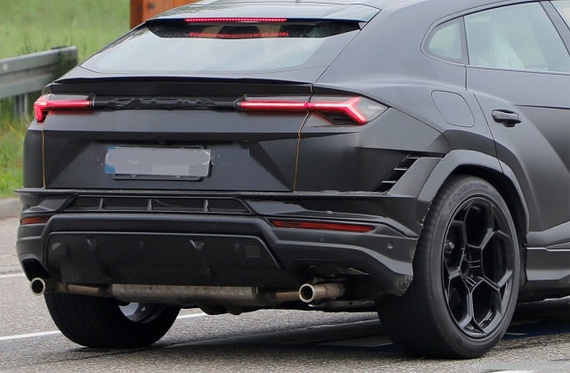 2024 Lamborghini Urus rear